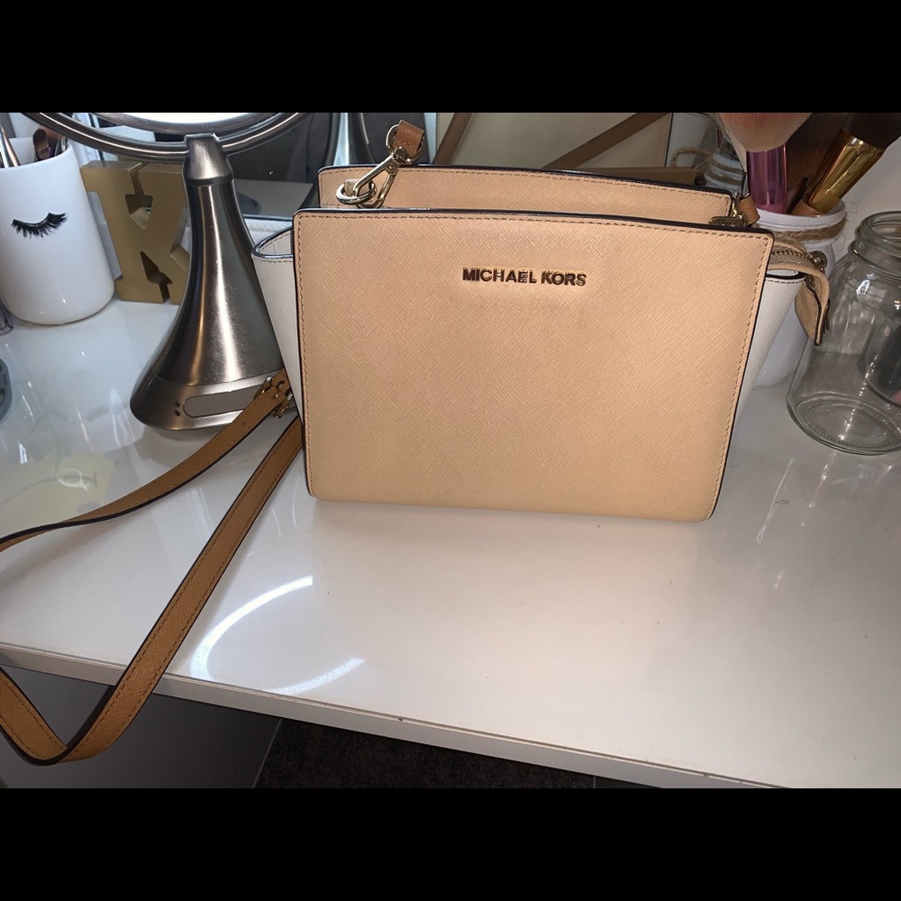 Michael Kors purse